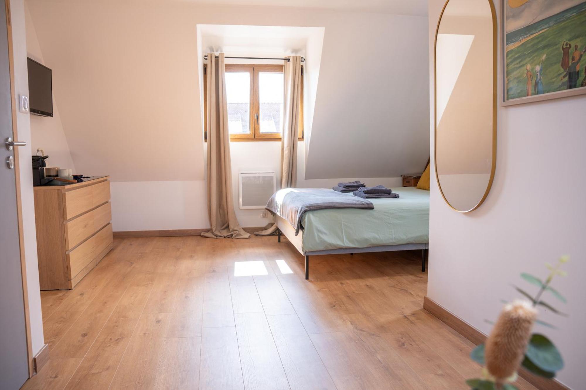 Chambre Rose Des Vents エーグイスハイム エクステリア 写真